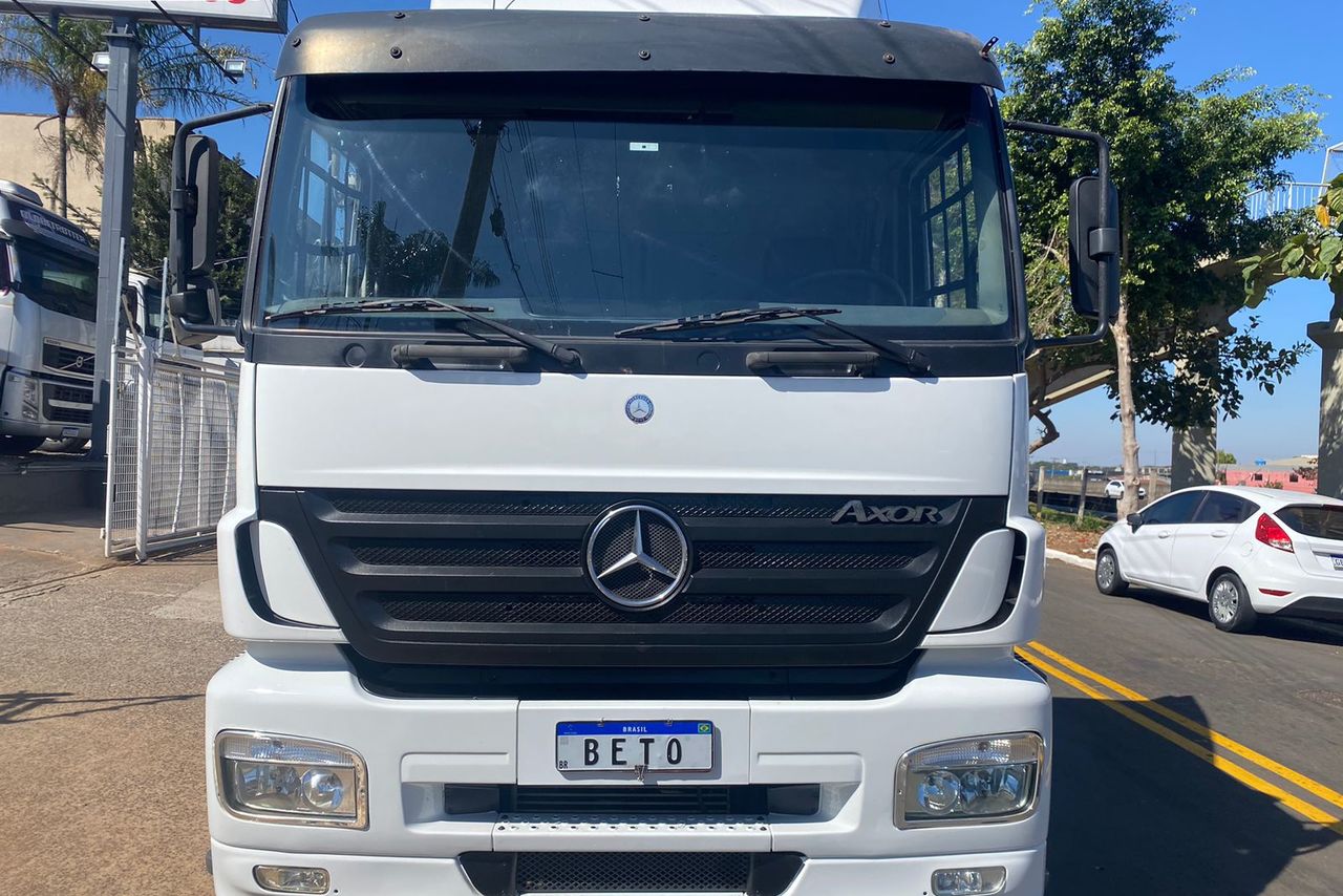 Mercedes Benz Axor 1933 - 06/06 2