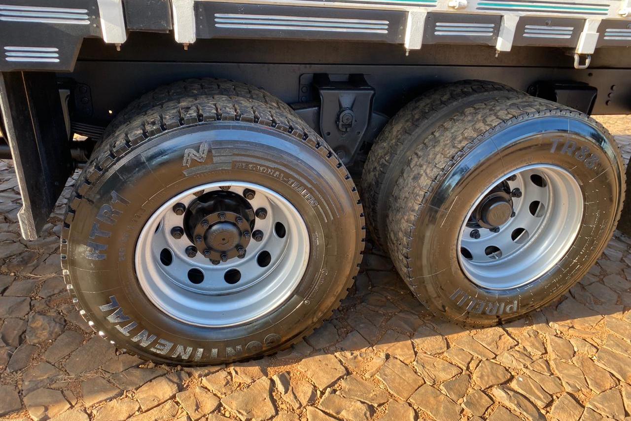 Volkswagen 17 330 - 12/13 12