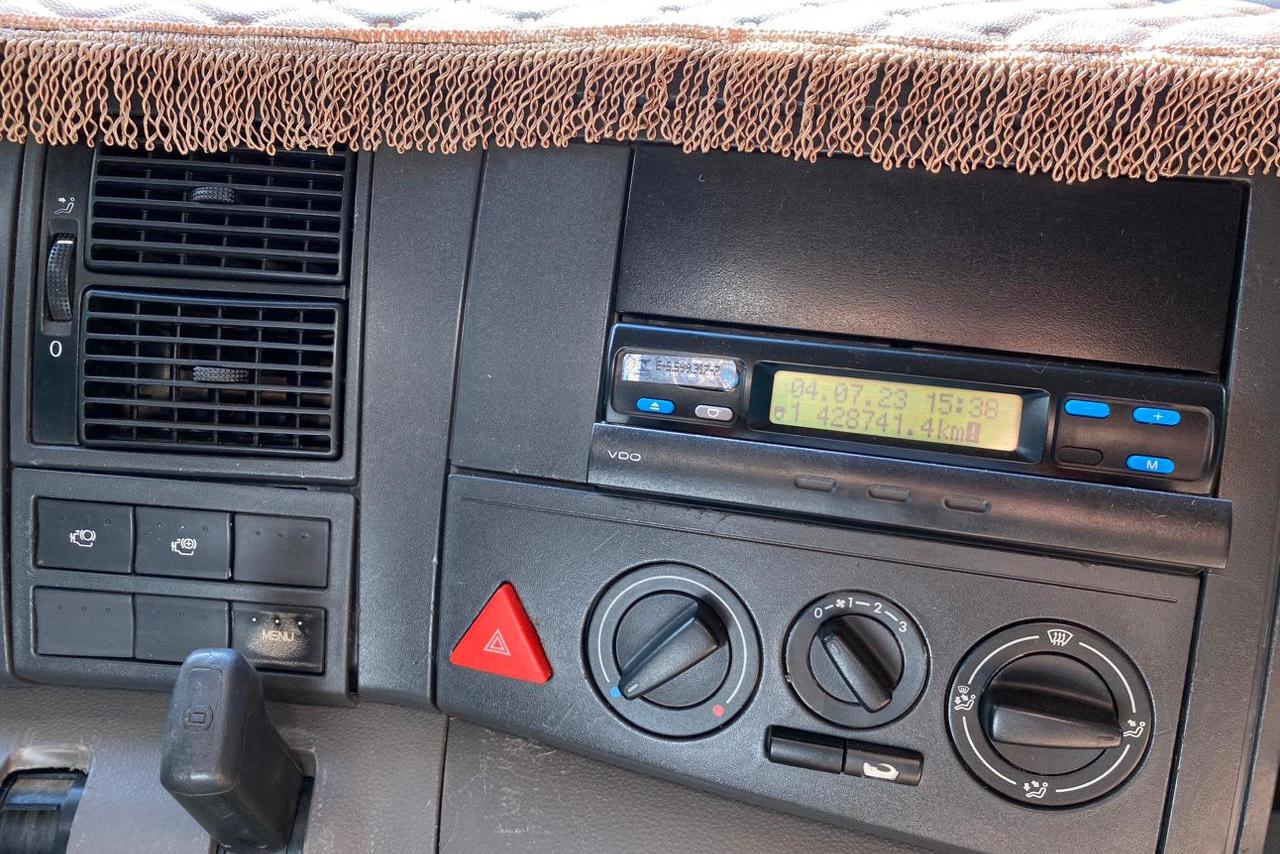 Volkswagen 17 330 - 12/13 20