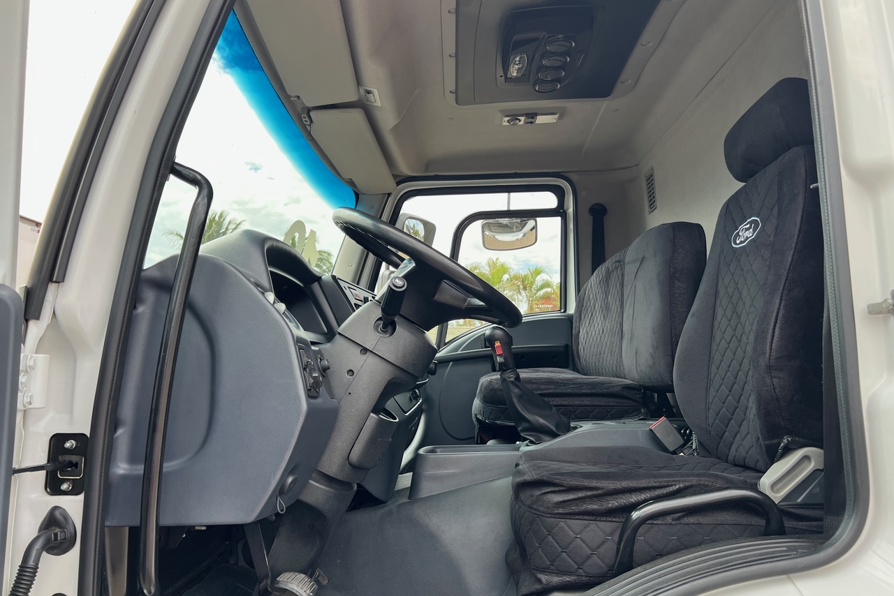 Ford Cargo1723 - 18/19 9