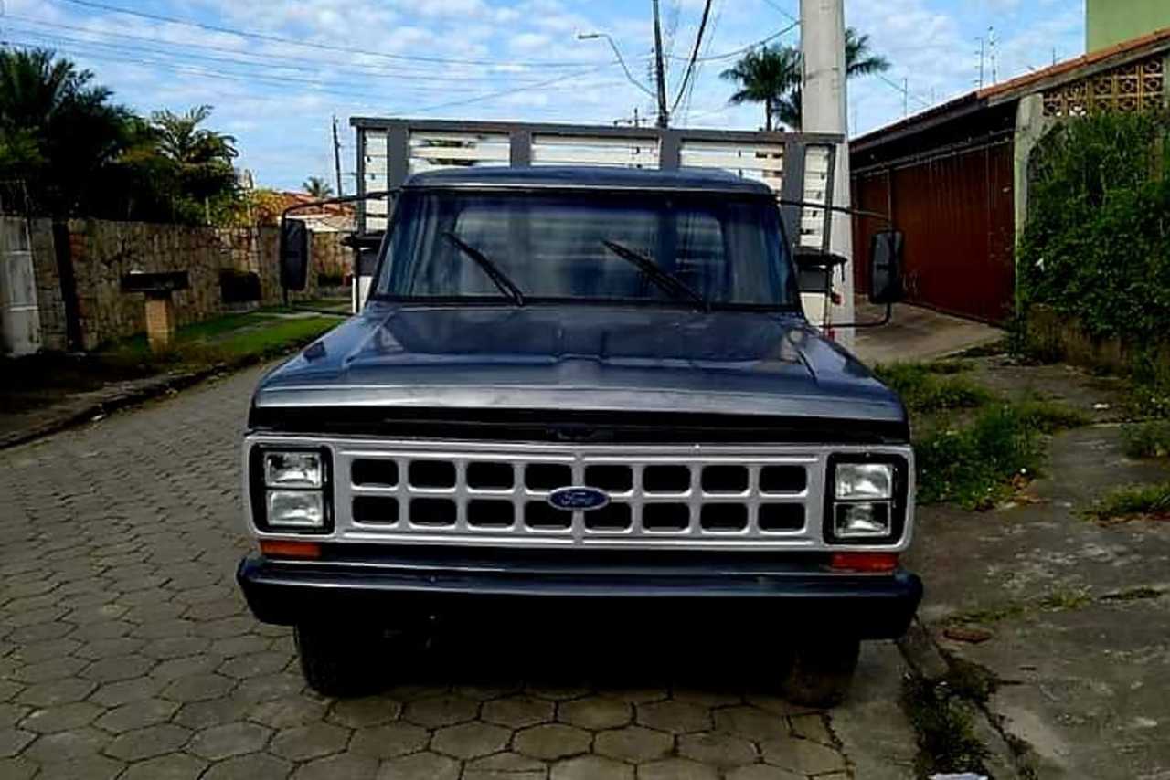 Ford F4000 - 88/88 6