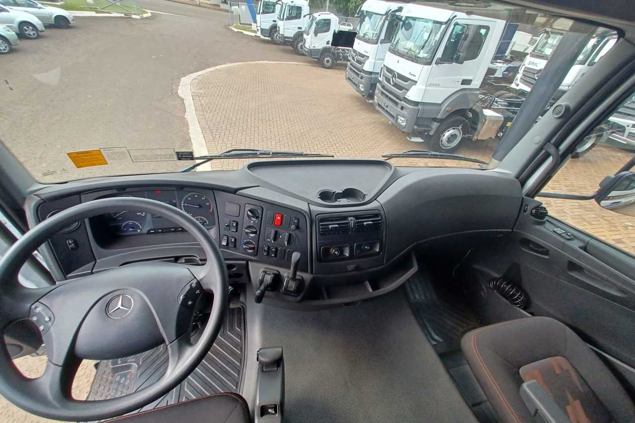 Mercedes Benz MB2536 - 22/22 11