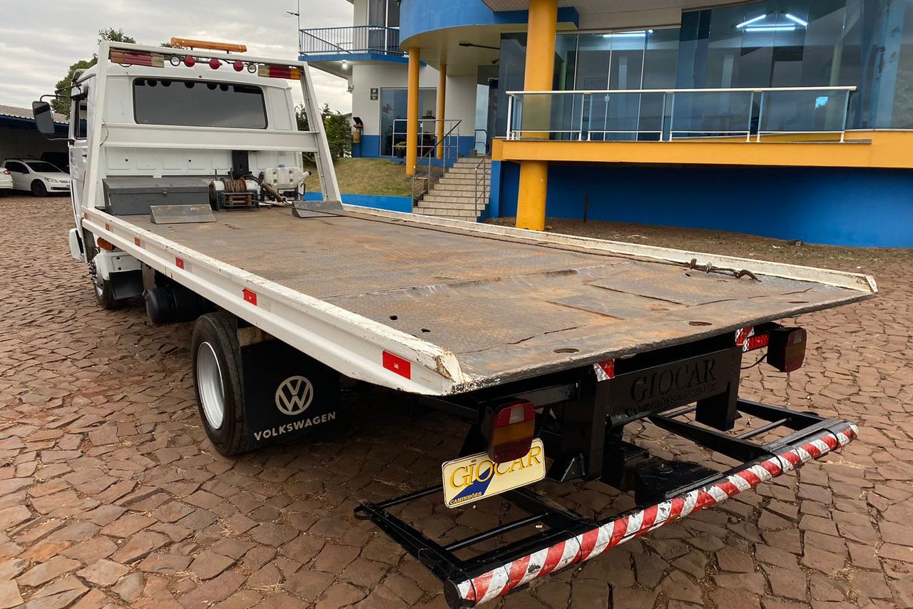 Volkswagen 8 120 - 01/02 3