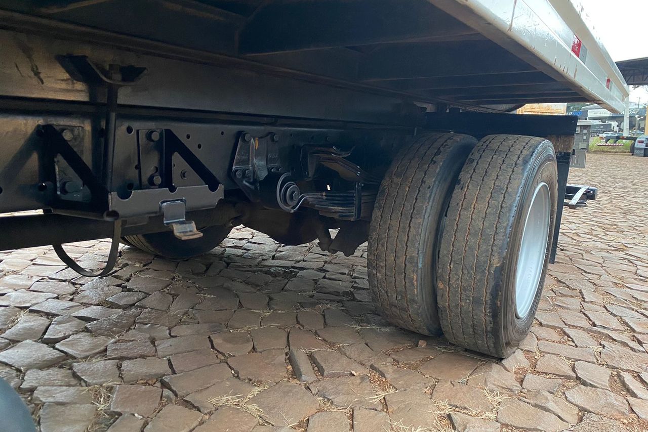Volkswagen 8 120 - 01/02 7
