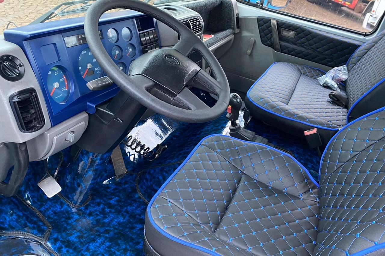 Volkswagen 24 220 - 11/11 17