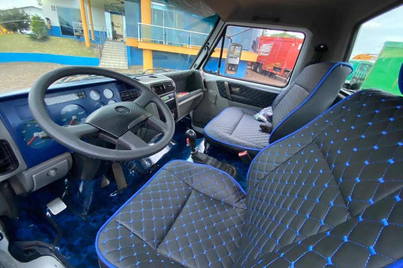 Volkswagen 24 220 - 11/11 18
