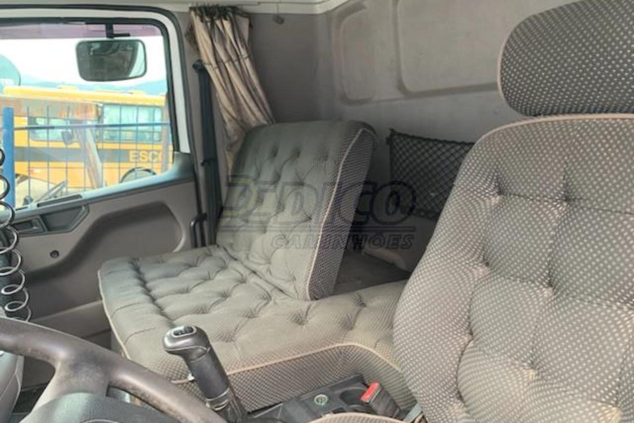 Volkswagen 24-280 E Constellation 6x2 - 14/14 6
