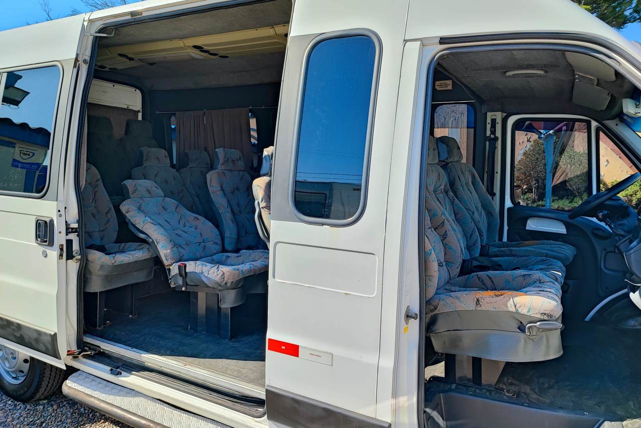 Fiat Ducato Minibus - 12/13 3