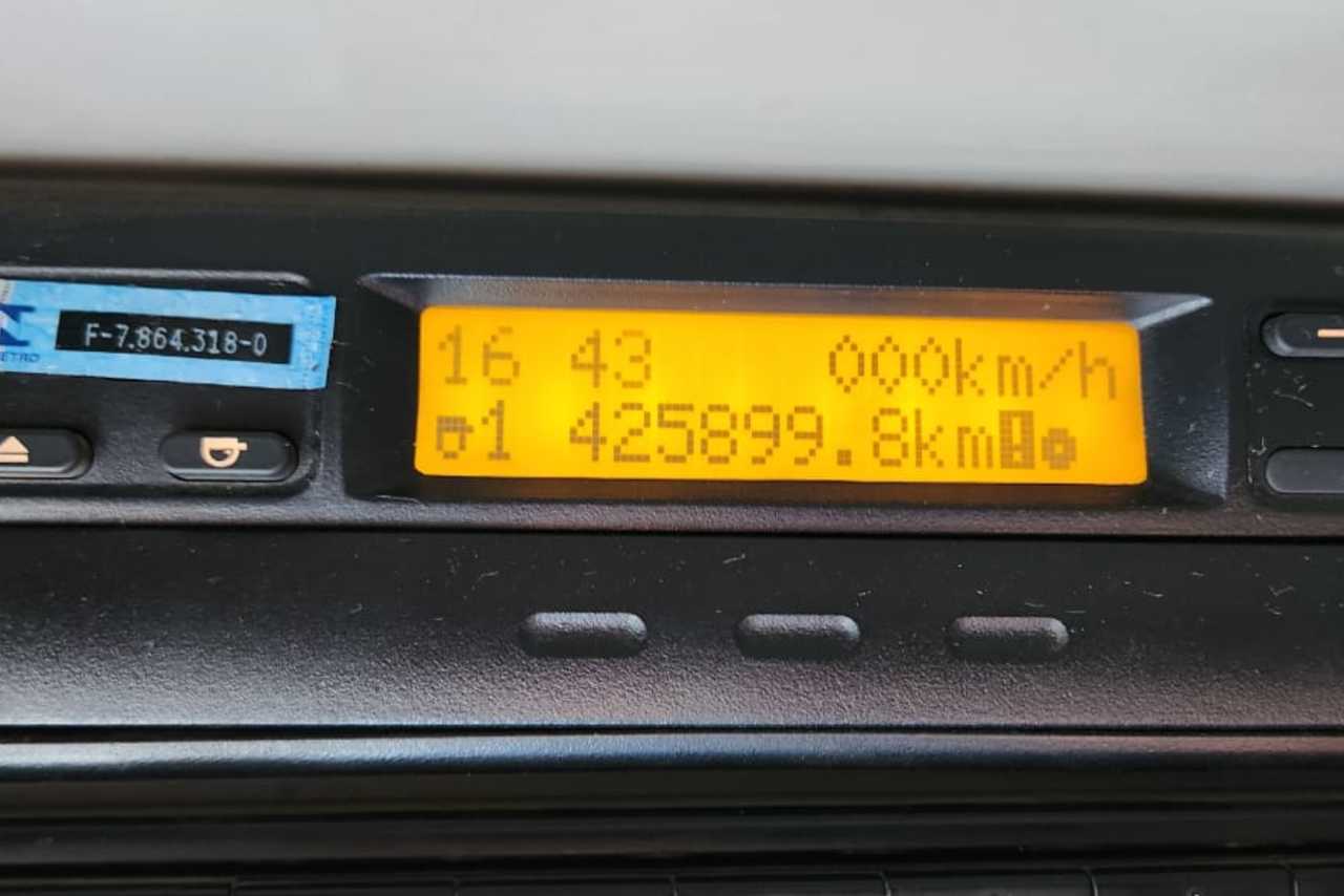 Volvo VM 270 - 19/20 11