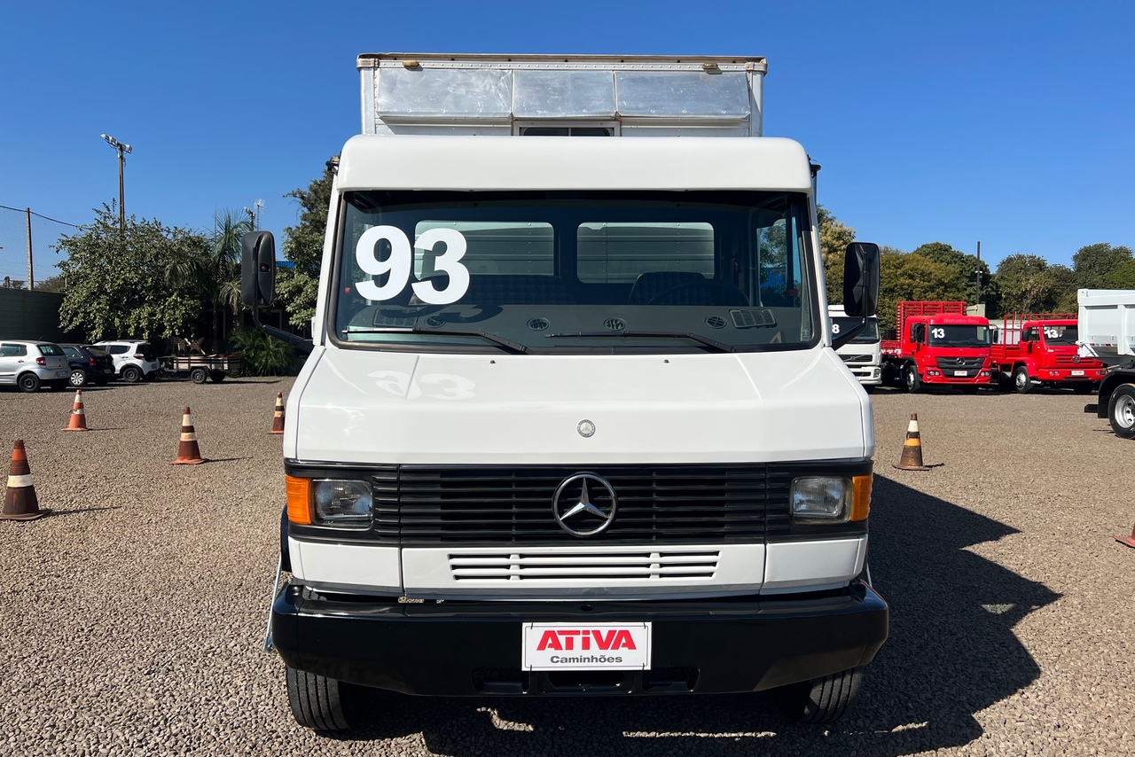 Mercedes Benz MB 912 - 93/93 4