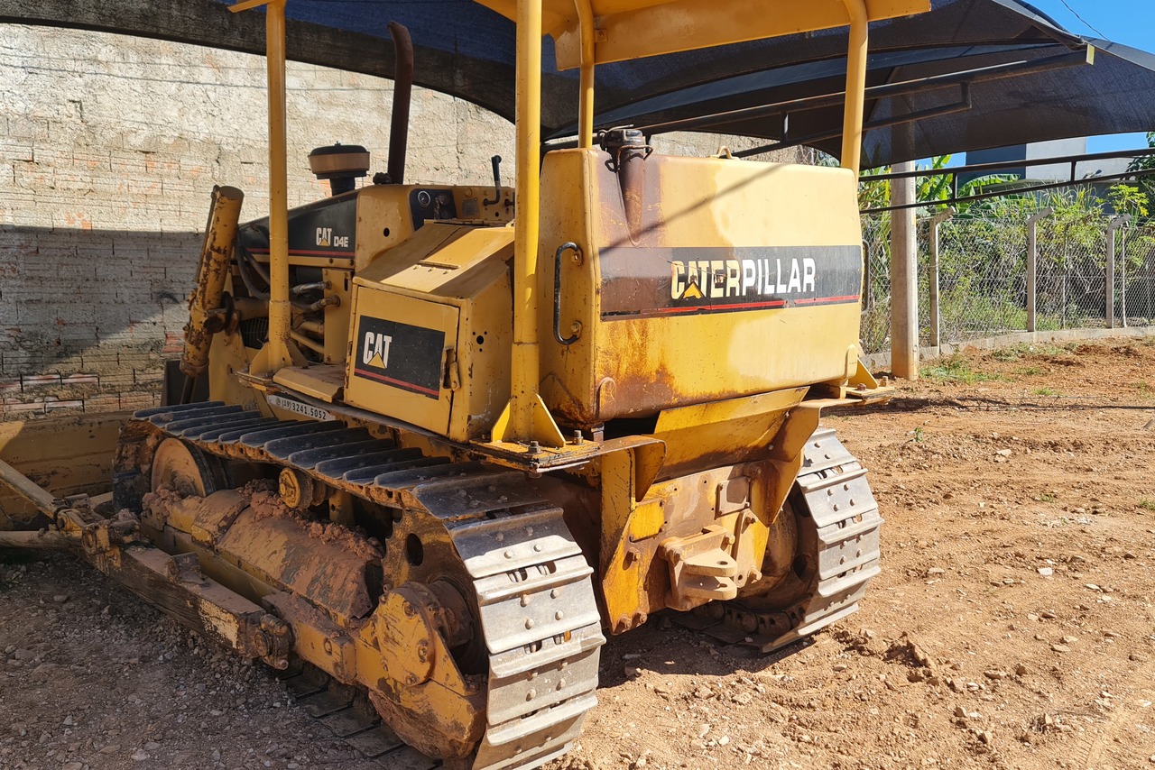 Caterpillar D4E - 84/84 7