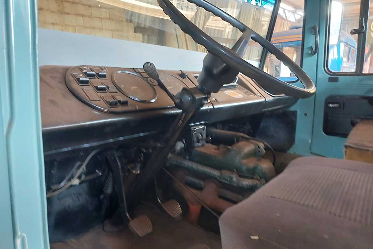 Mercedes Benz MB 708 - 87/87 2