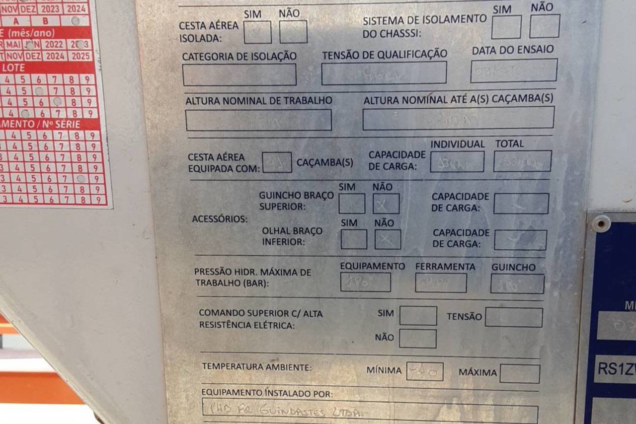 Mercedes Benz Accelo 1016 - 21/21 16