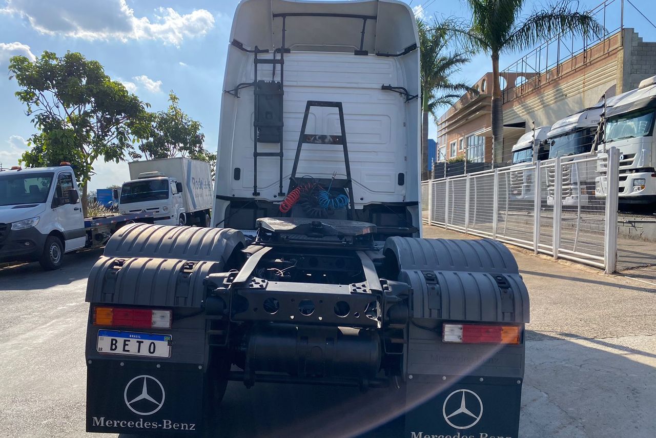 Mercedes Benz Axor 1933 - 06/06 3