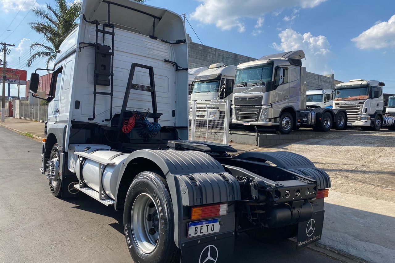 Mercedes Benz Axor 1933 - 06/06 6