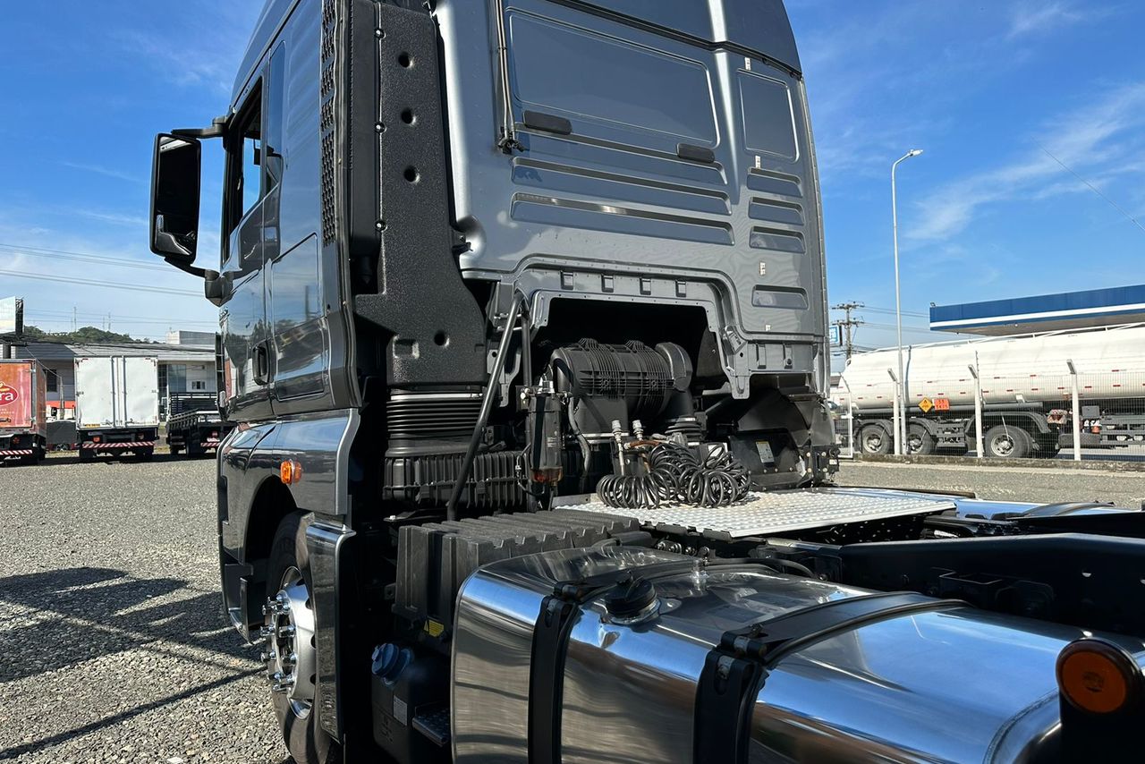 Volkswagen 28-460 6x2 Meteor - 21/22 4