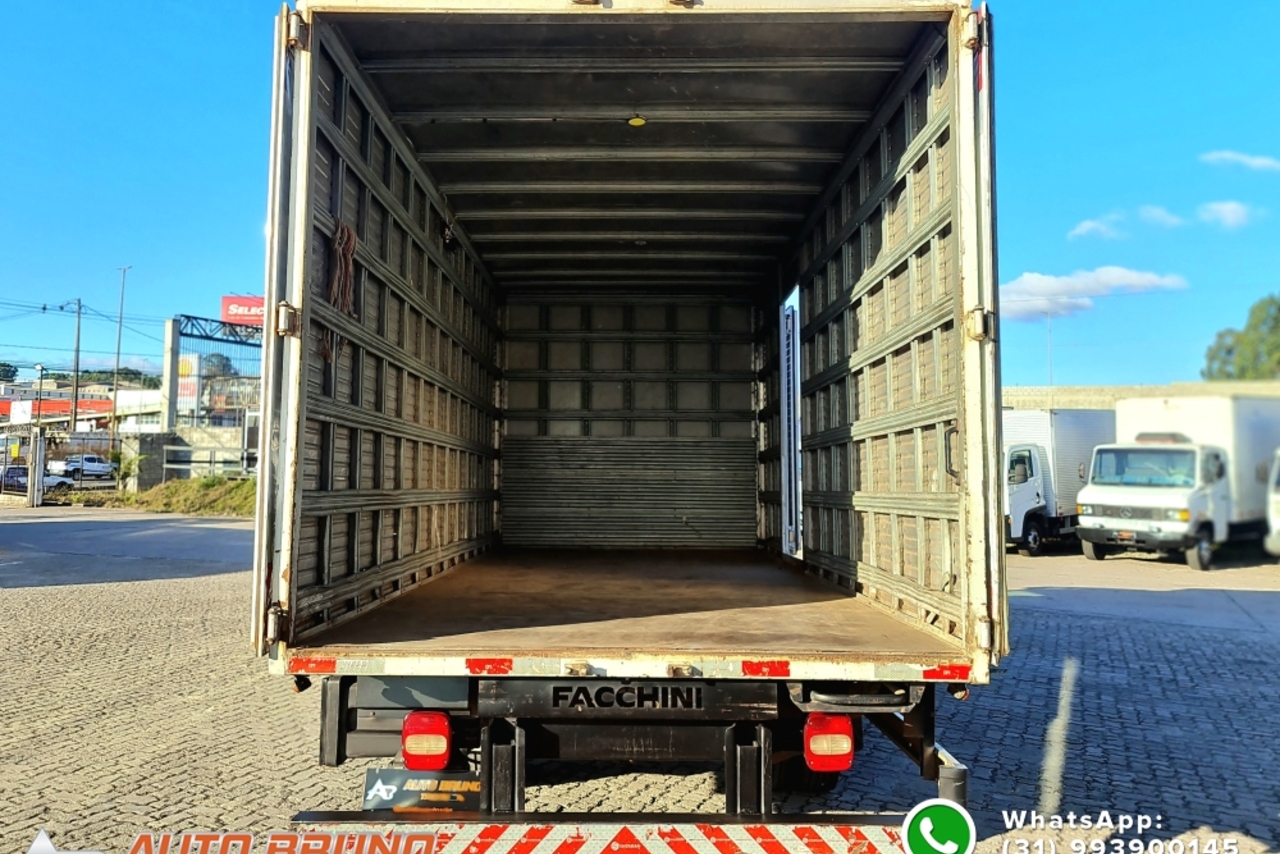Volkswagen 8 160 - 13/13 12