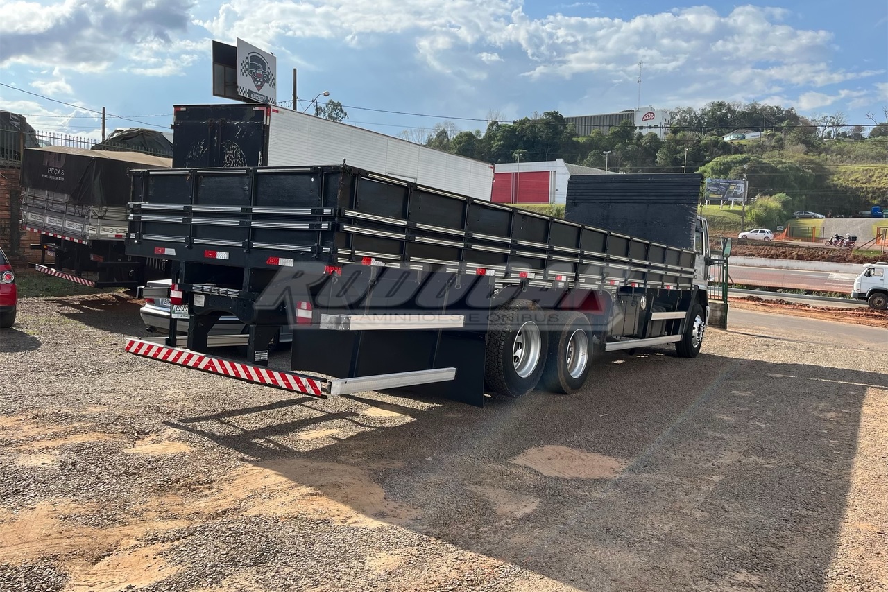 Ford Cargo4331 - 05/05 3
