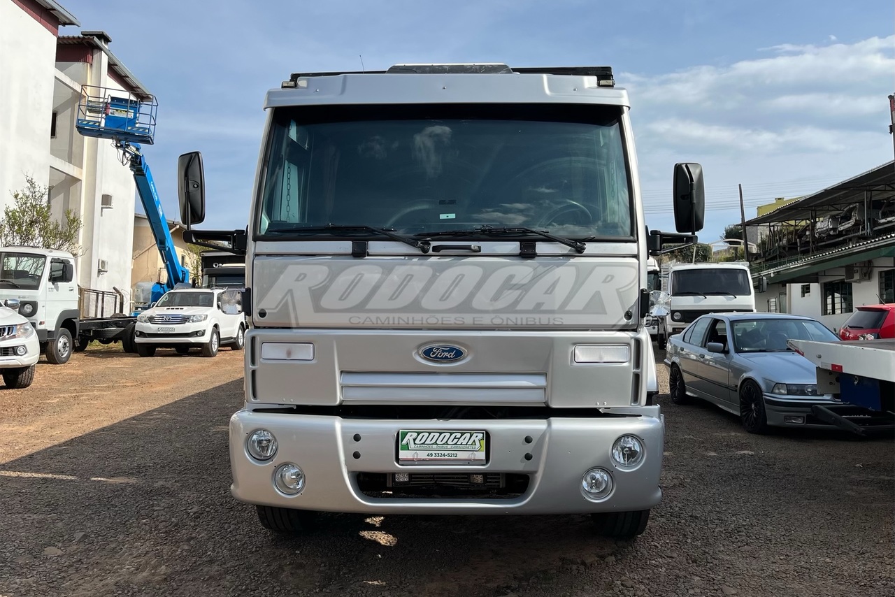 Ford Cargo4331 - 05/05 12