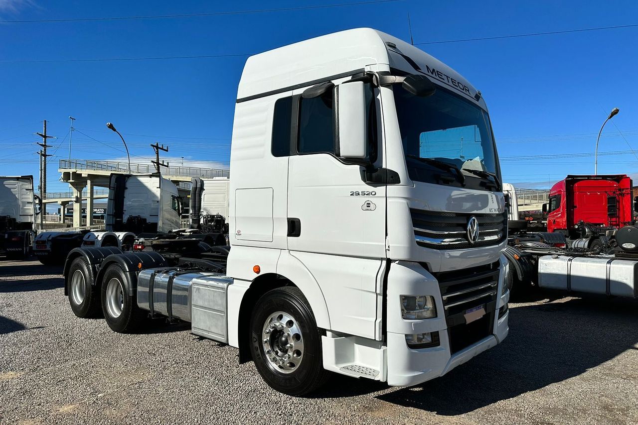 Volkswagen 29-520 6x4 Meteor - 21/22 2