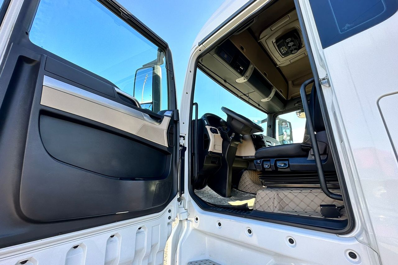 Volkswagen 29-520 6x4 Meteor - 21/22 9