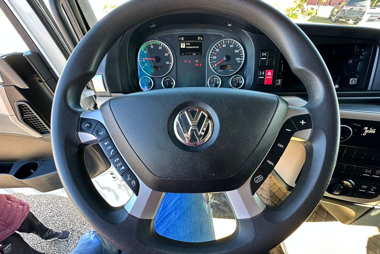 Volkswagen 29-520 6x4 Meteor - 21/22 15