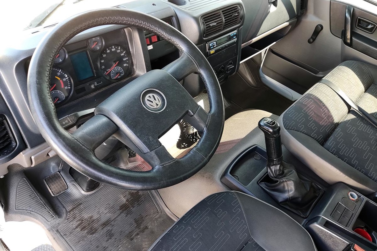 Volkswagen 8 160 - 15/16 5