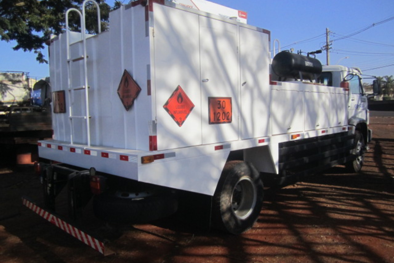 Volkswagen 13-180 - 05/06 3
