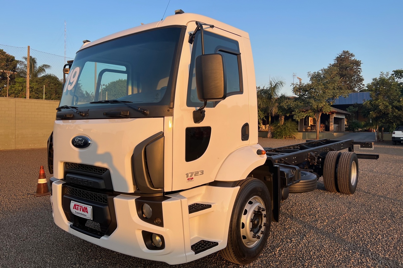 Ford Cargo1723 - 18/19 3