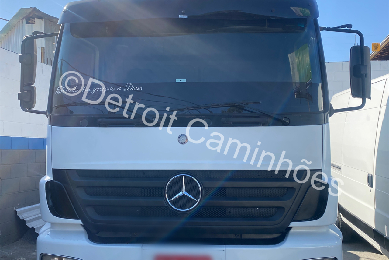 Mercedes Benz Axor 1933 - 08/08 2