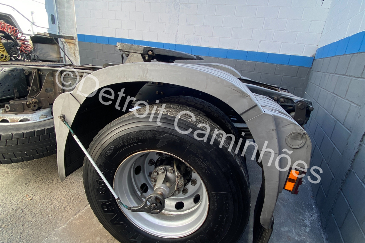 Mercedes Benz Axor 1933 - 08/08 13