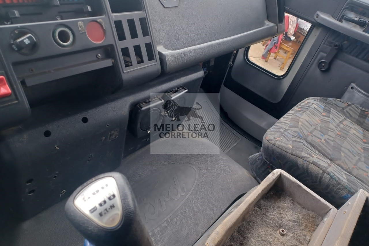 Ford Cargo 2626 - 04/04 8