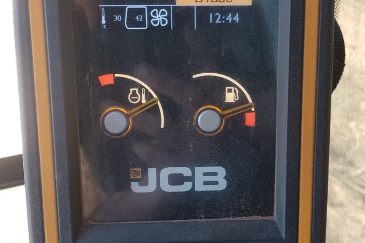 JCB JS220LC - 19/19 5