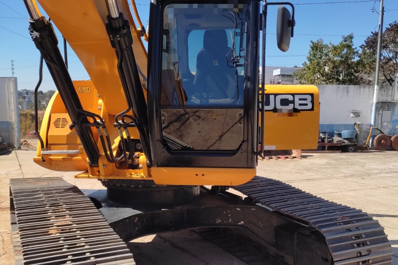 JCB JS220LC - 19/19 14