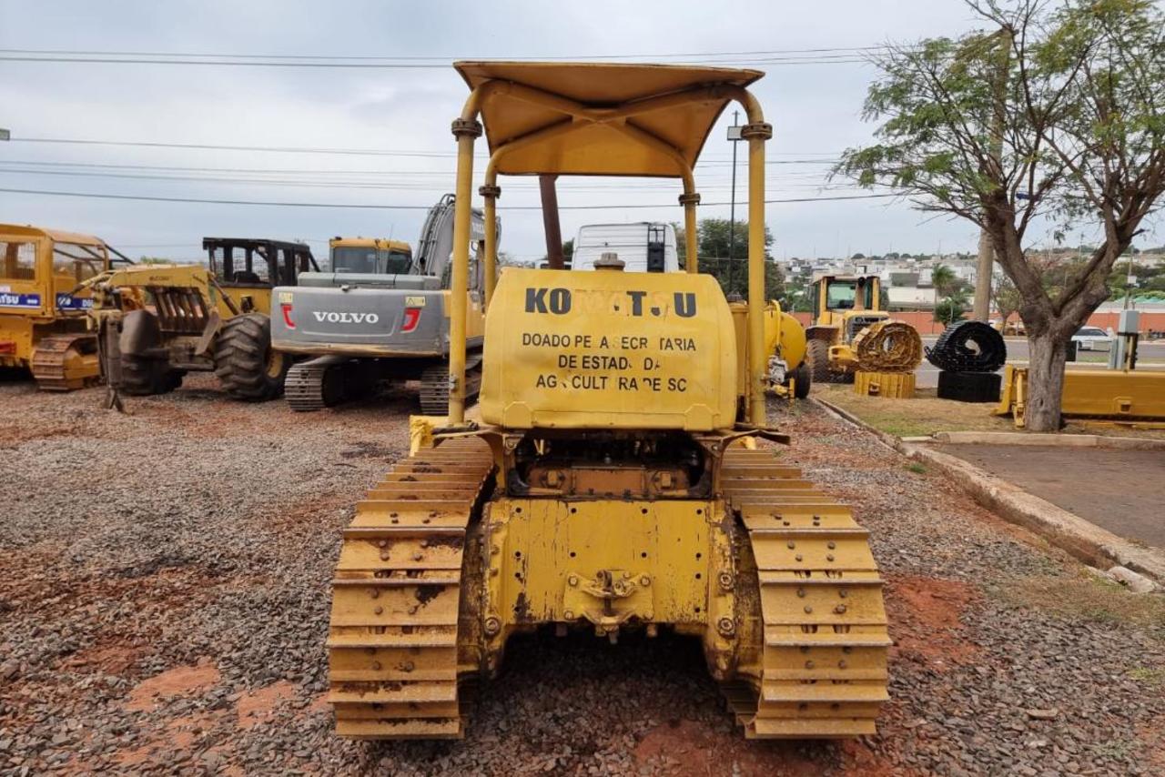 Komatsu  D50 - 82/82 5