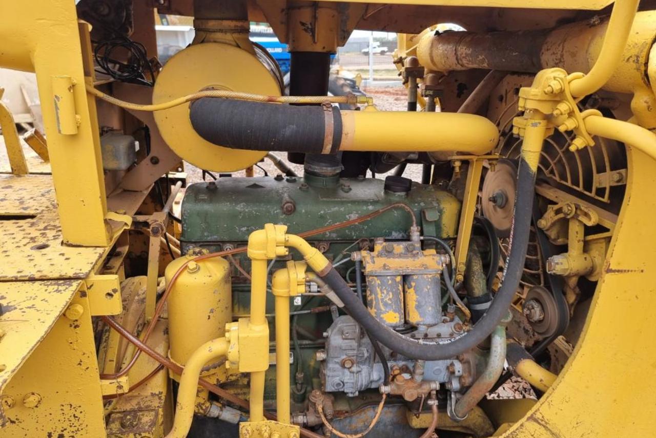 Komatsu  D50 - 82/82 10