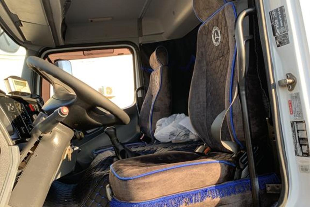 Mercedes Benz Axor 2831 - 11/11 8