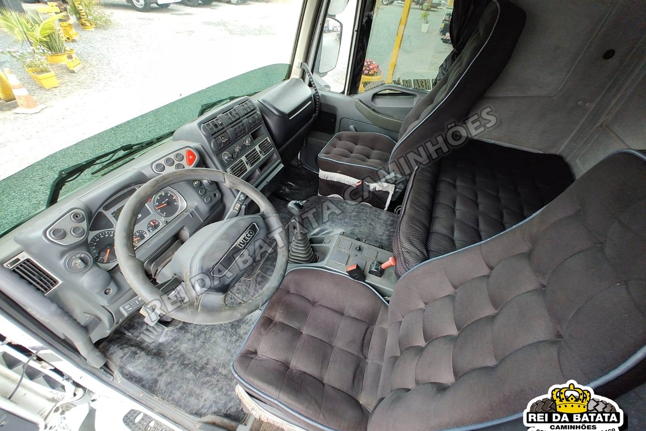 Iveco Tector 240E25 - 09/09 4
