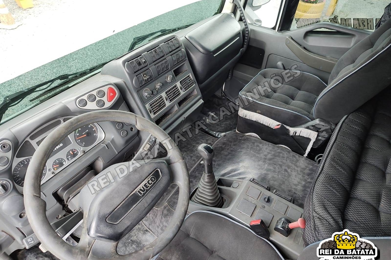 Iveco Tector 240E25 - 09/09 7
