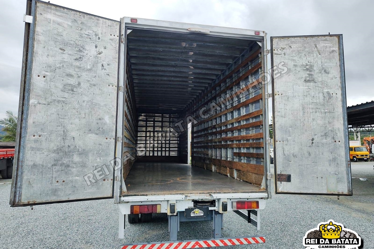 Iveco Tector 240E25 - 09/09 10