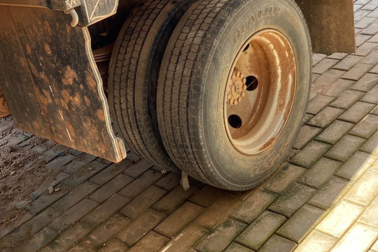 Ford Cargo815 - 04/04 3
