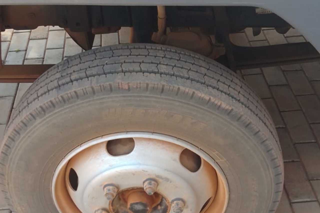 Ford Cargo815 - 04/04 7
