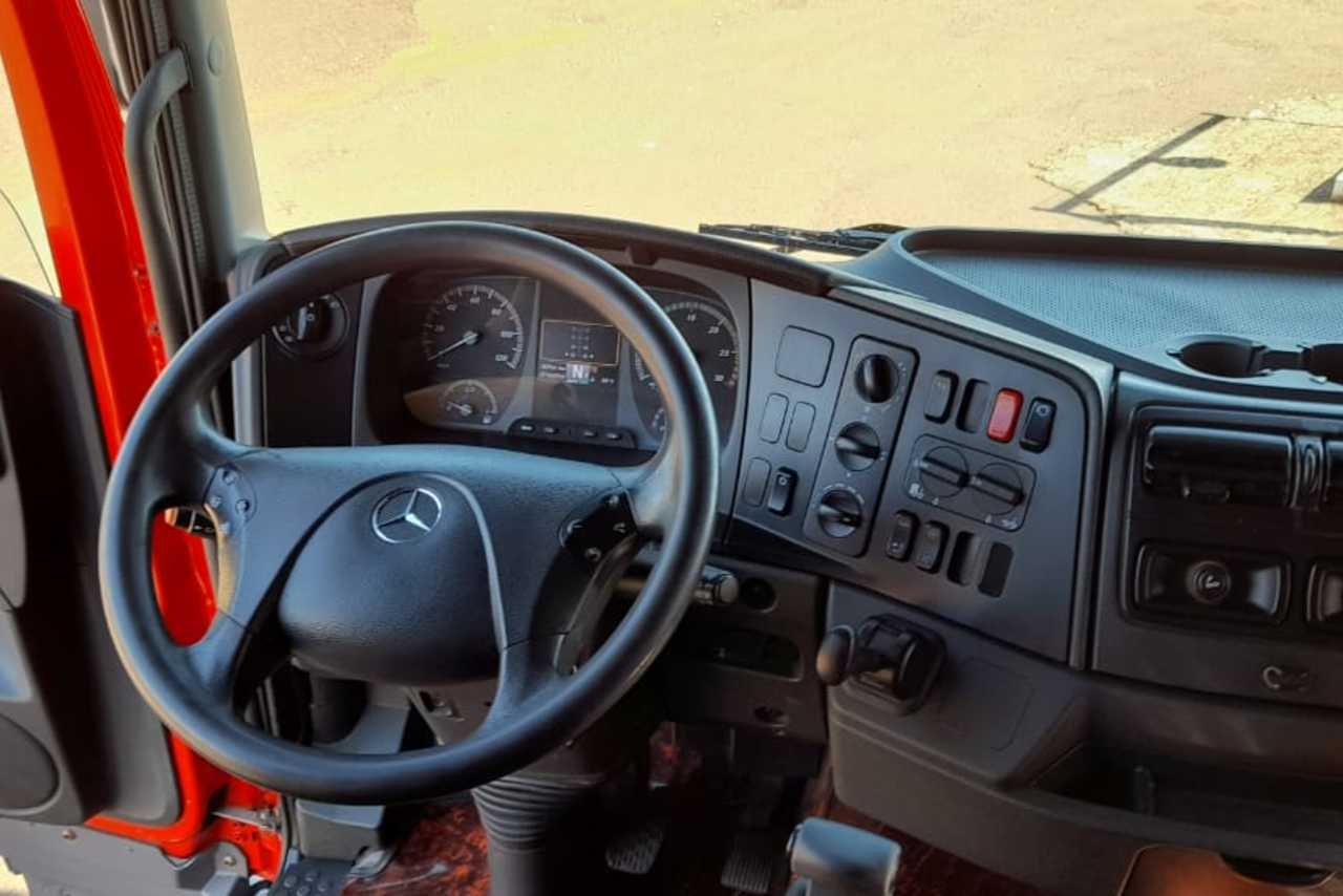 Mercedes Benz Atego 3030 - 17/18 7