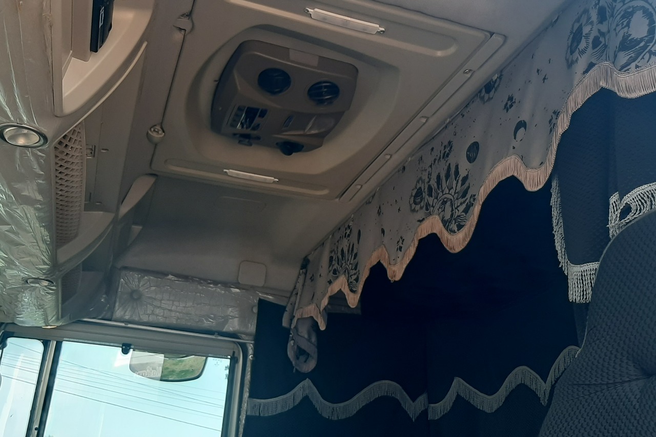 Iveco Stralis 440 - 16/17 4