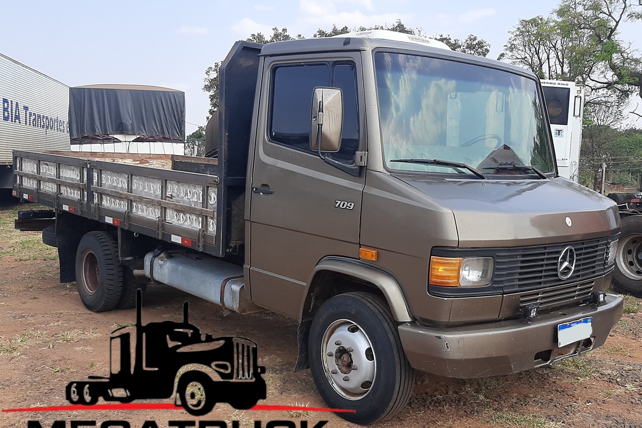 Mercedes Benz MB 709 - 90/90 6