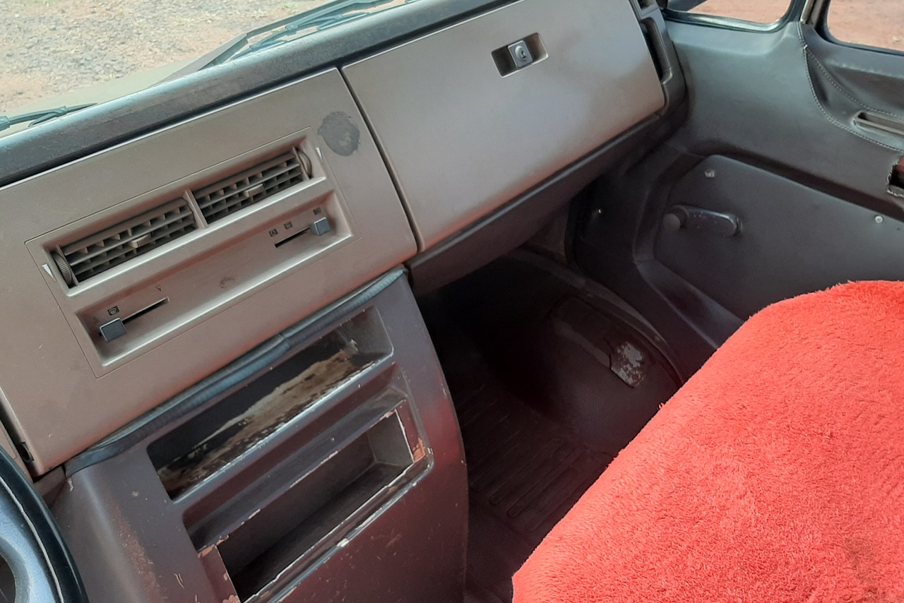 Mercedes Benz MB 709 - 90/90 9