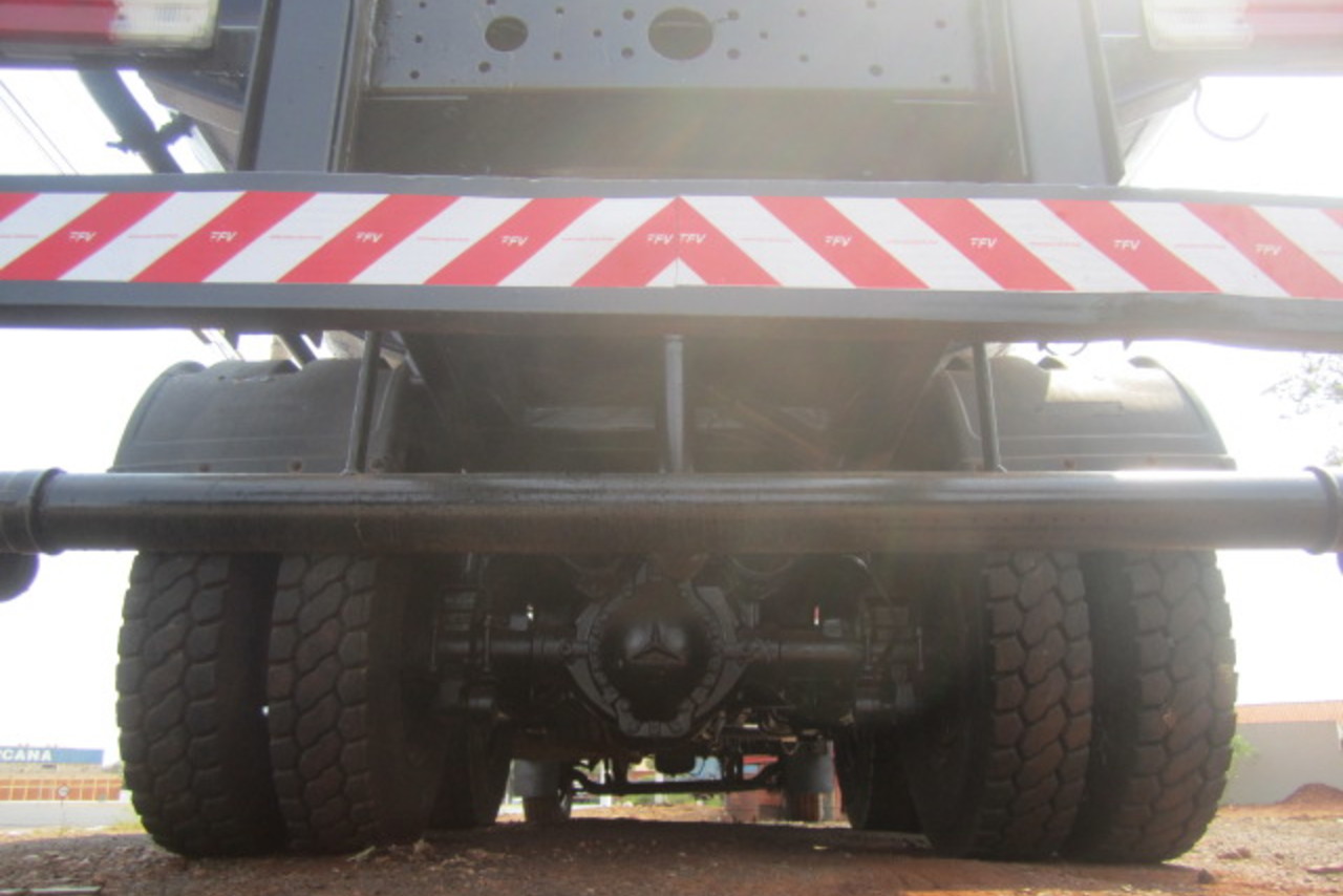 Mercedes Benz MB 2220 - 89/89 8