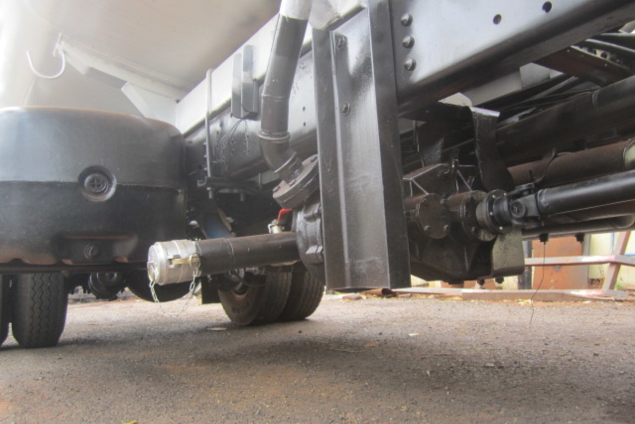 Volkswagen 13-180 - 09/09 3