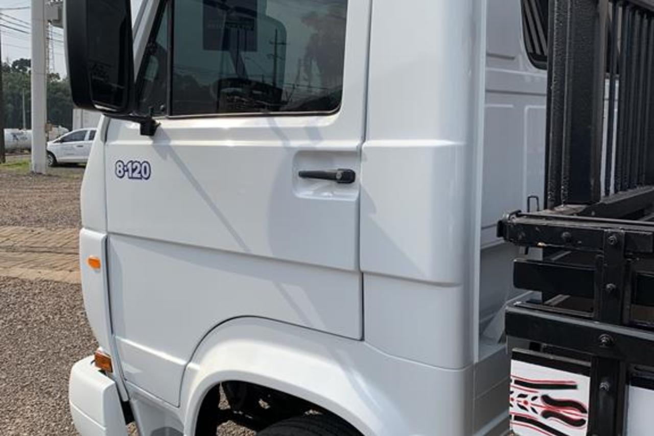 Volkswagen 8 120 - 00/00 2