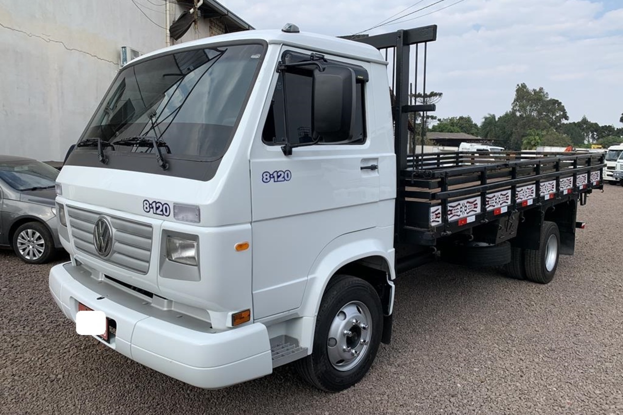 Volkswagen 8 120 - 00/00 3
